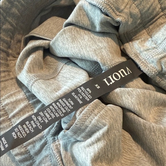 VUORI Performance Jogger  DreamKnit Joggers PALE GREY HEATHER SIZE XS NWT - Picture 4 of 5